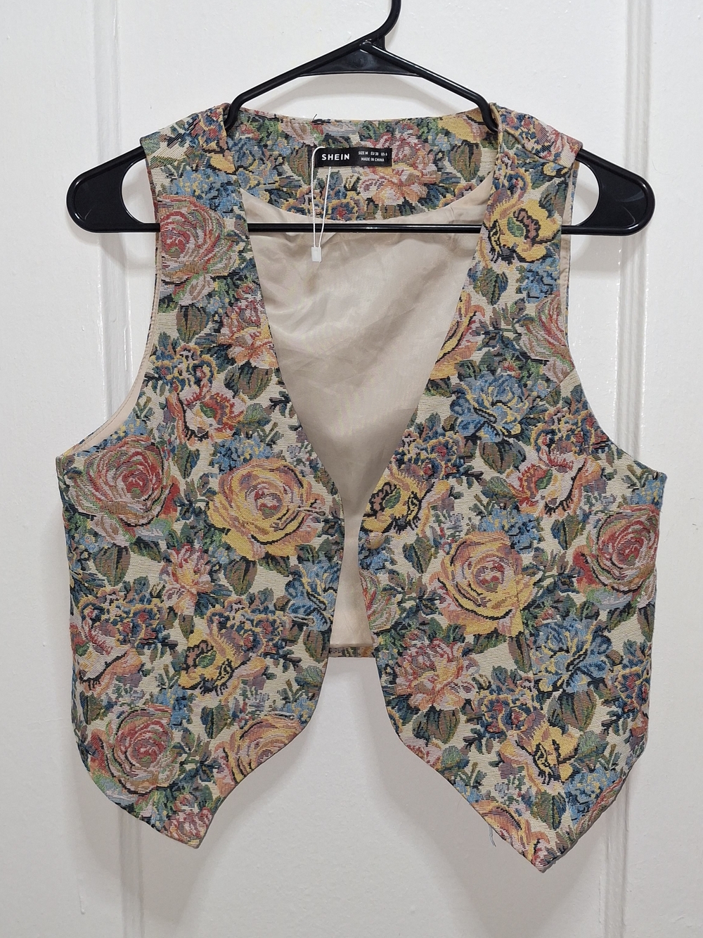 SHEIN Floral Tapestry Vest in Yellow, Blue, Pink MEDIUN